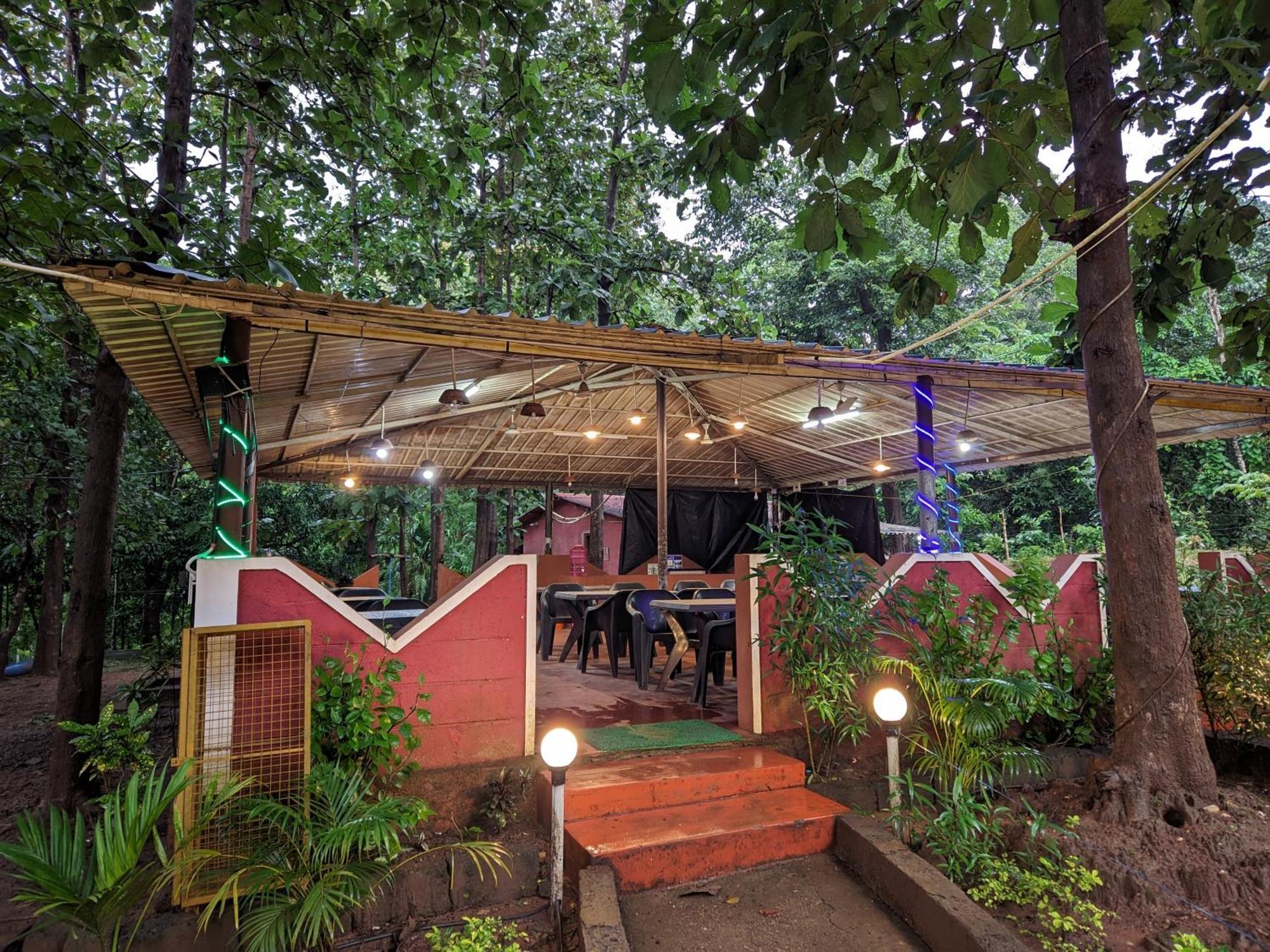 Sunbird Jungle Stay Дандели Экстерьер фото